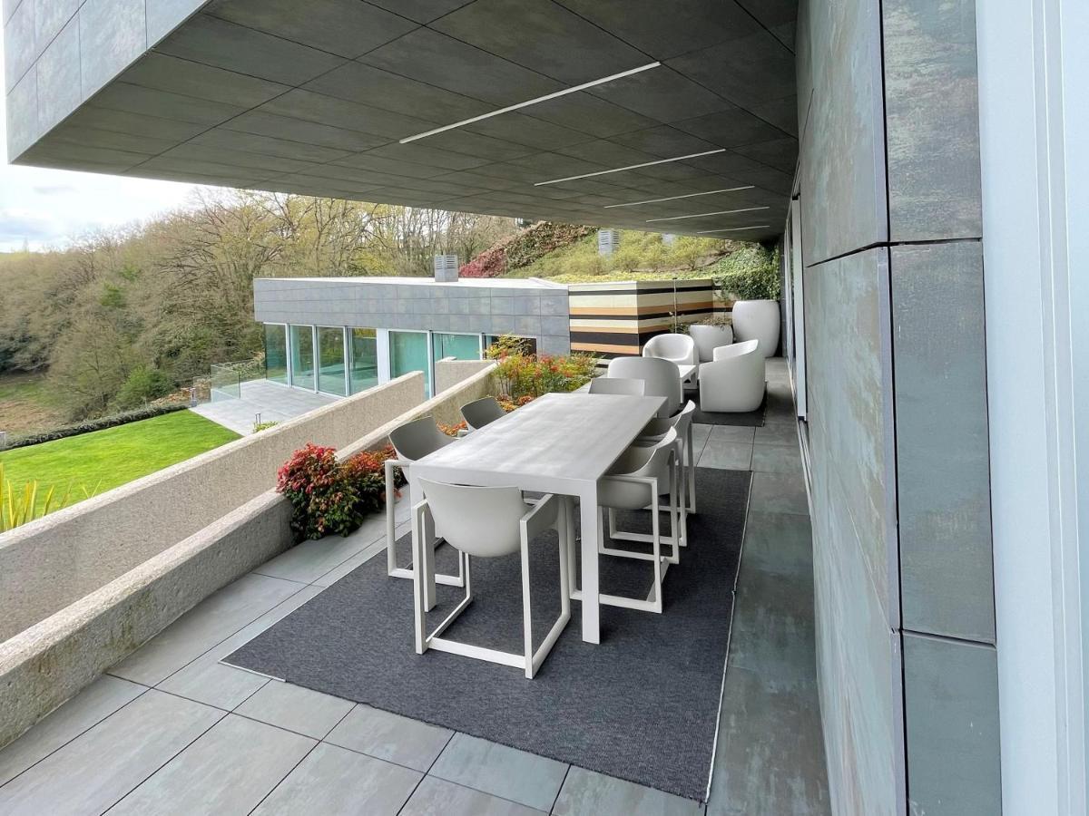 Tres Prismas Exclusive Villa Sarria Buitenkant foto